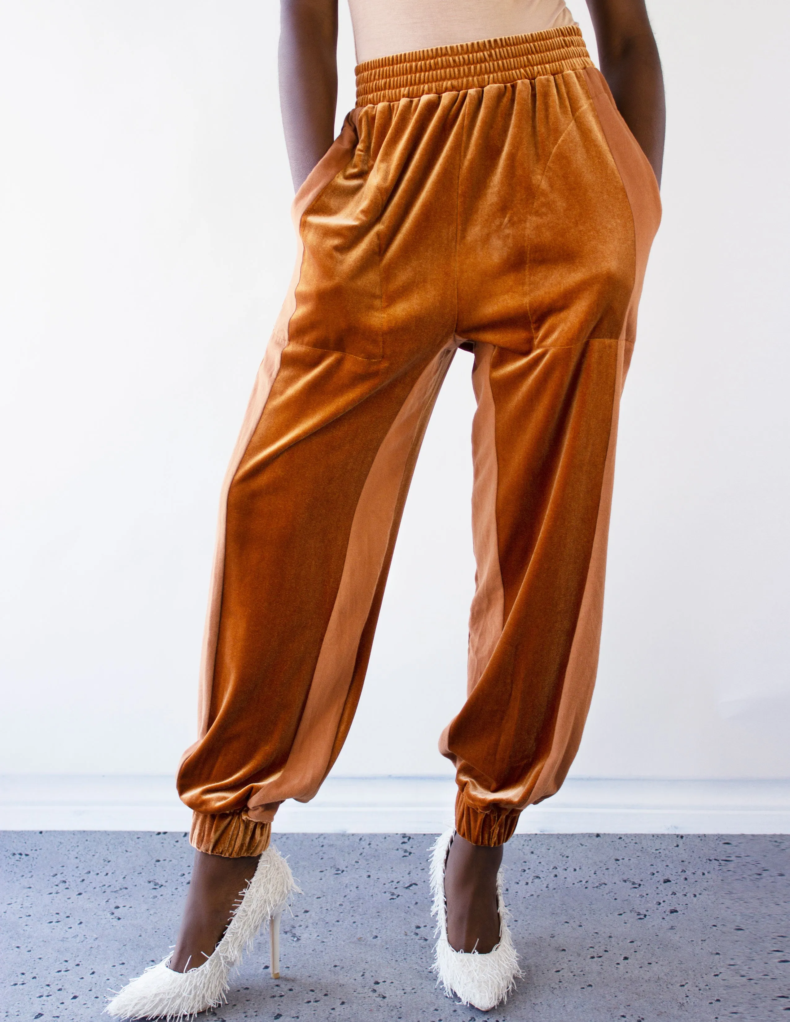 ELITE JOGGERS- RUST