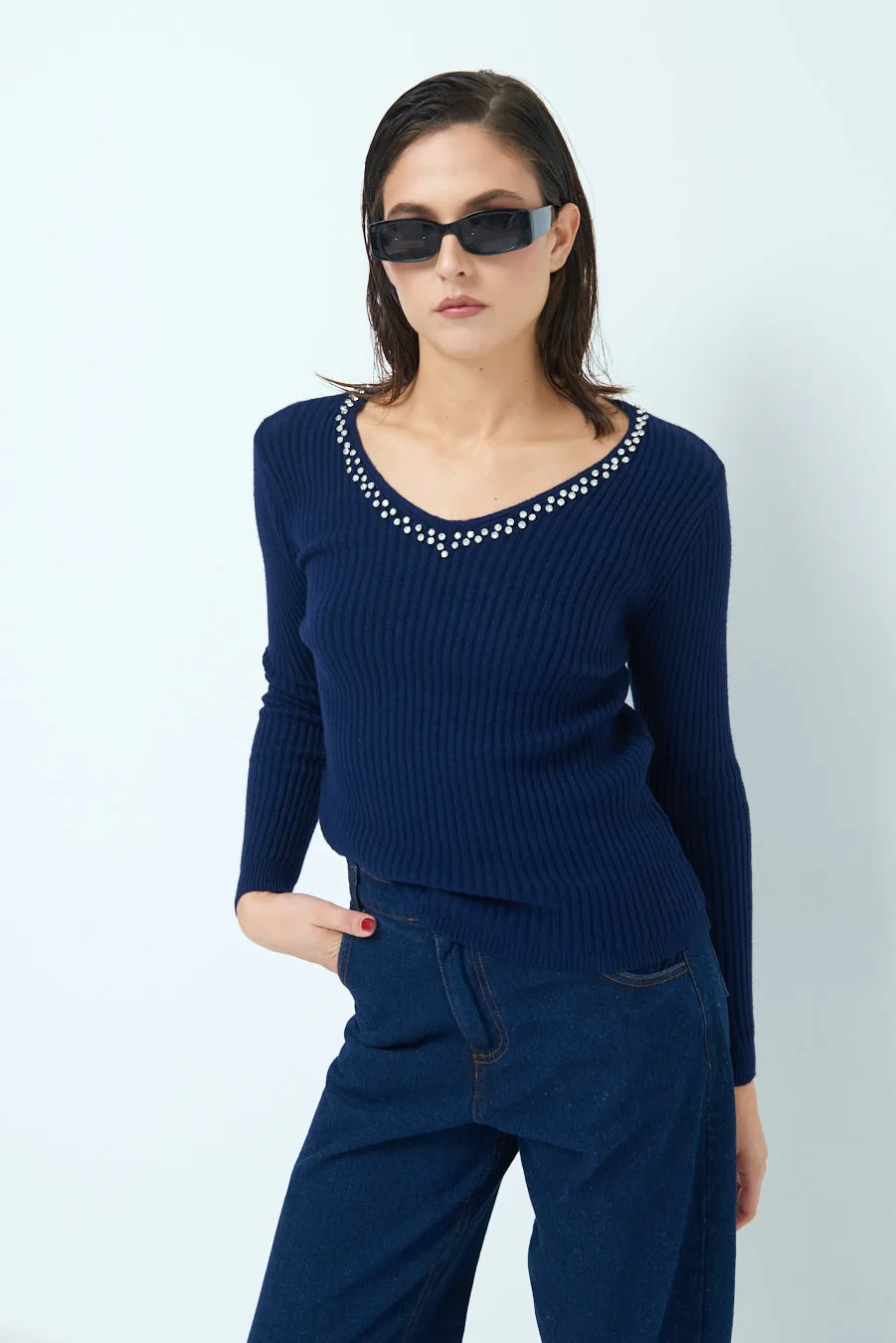 Embellished v-neck ribbed sweater wholesale